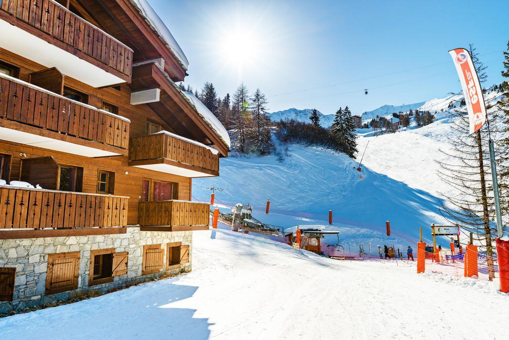 Skissim Premium - Résidence Les Chalets d'Edelweiss 4* by Travelski La Plagne Exterior foto