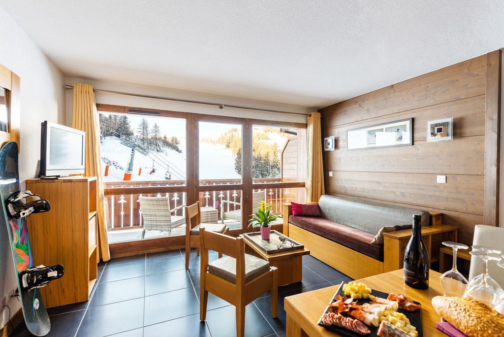 Skissim Premium - Résidence Les Chalets d'Edelweiss 4* by Travelski La Plagne Exterior foto
